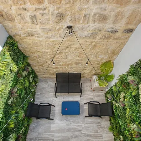 Lejlighed 2 Bedroom Duplex In The Heart Of & Rooftop Views