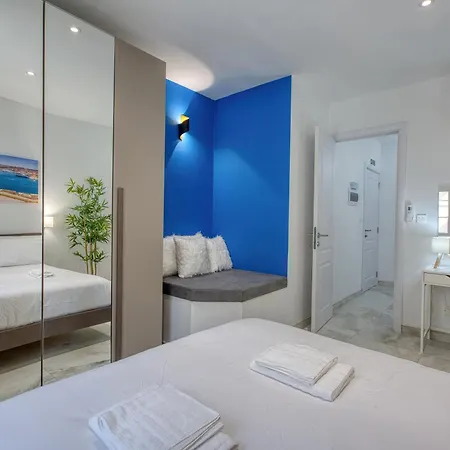 Lejlighed 2 Bedroom Duplex In The Heart Of & Rooftop Views Sliema
