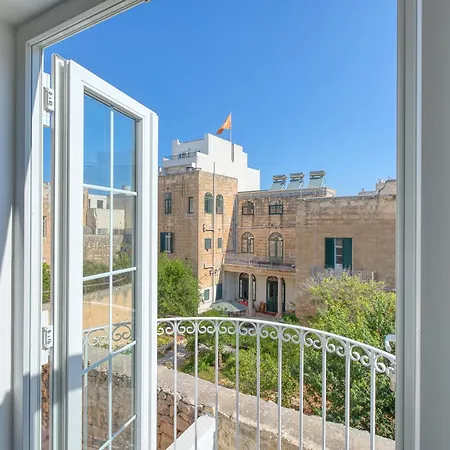 Lejlighed 2 Bedroom Duplex In The Heart Of & Rooftop Views