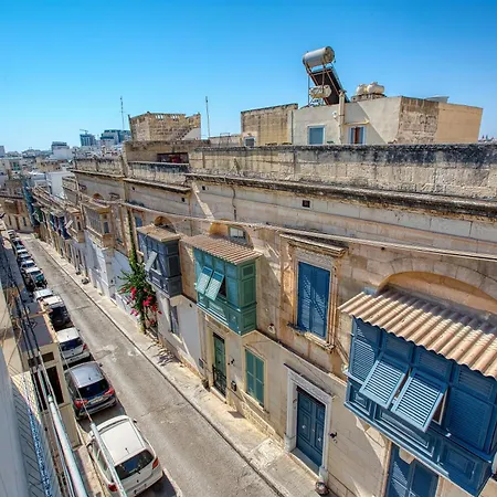 Lejlighed 2 Bedroom Duplex In The Heart Of & Rooftop Views Sliema